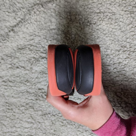 Vionic Karina Slip On Thong Sandles in Orage sz 9 - Picture 6 of 9